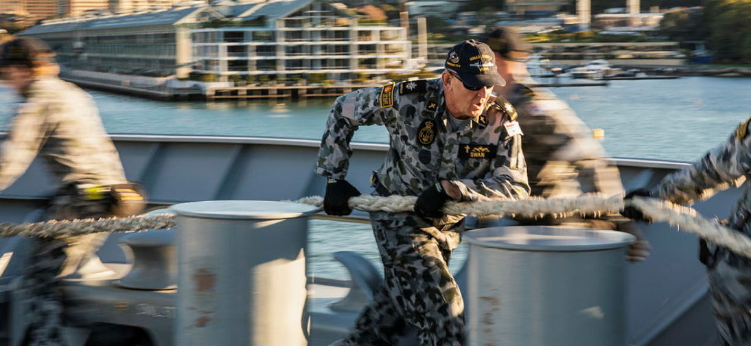 DCN Graham Swan helping with berth ropes